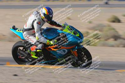 media/Sep-09-2023-SoCal Trackdays (Sat) [[6f49351c42]]/Turn 9 Inside (9am)/